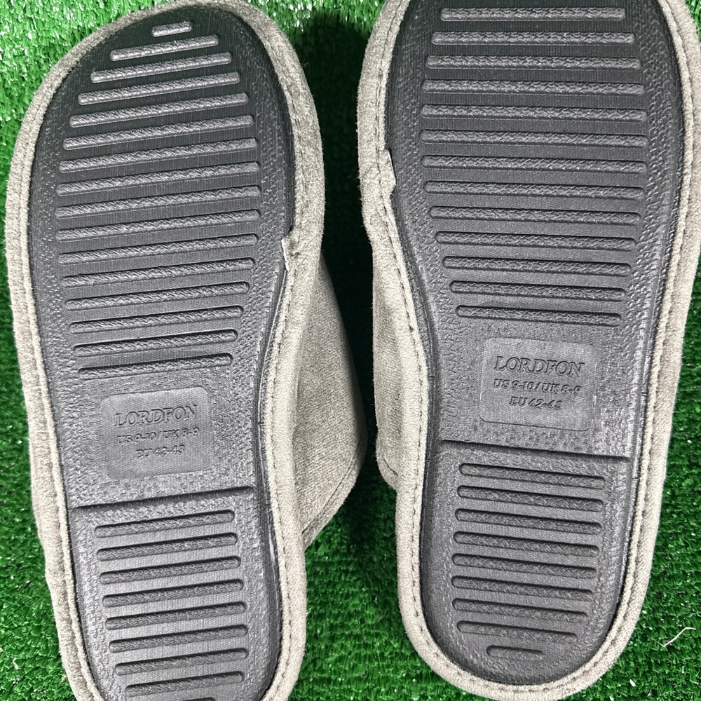 Lordfon Men’s Gray Cozy Slippers | US 9–10 EU 42–43 - Picture 3 of 5